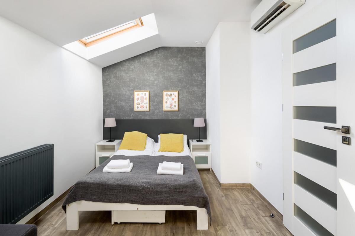 Modern Apartment In The Very Central Location 18 크라쿠프 외부 사진